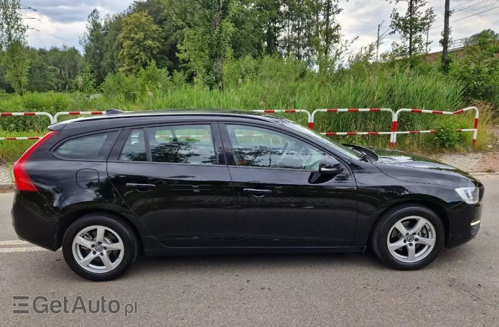 VOLVO V60 D2 Kinetic