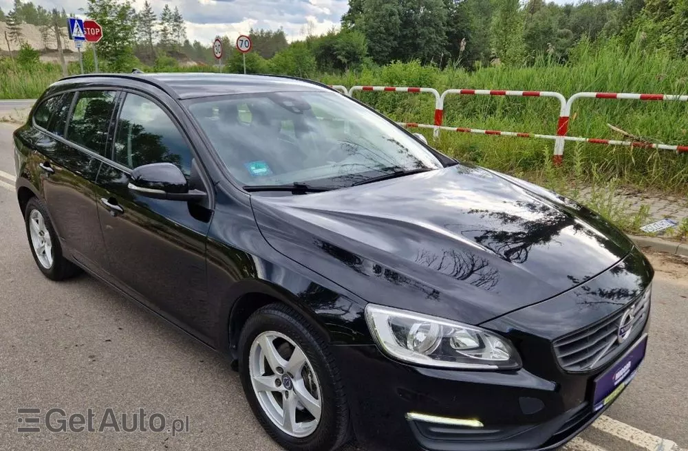 VOLVO V60 D2 Kinetic