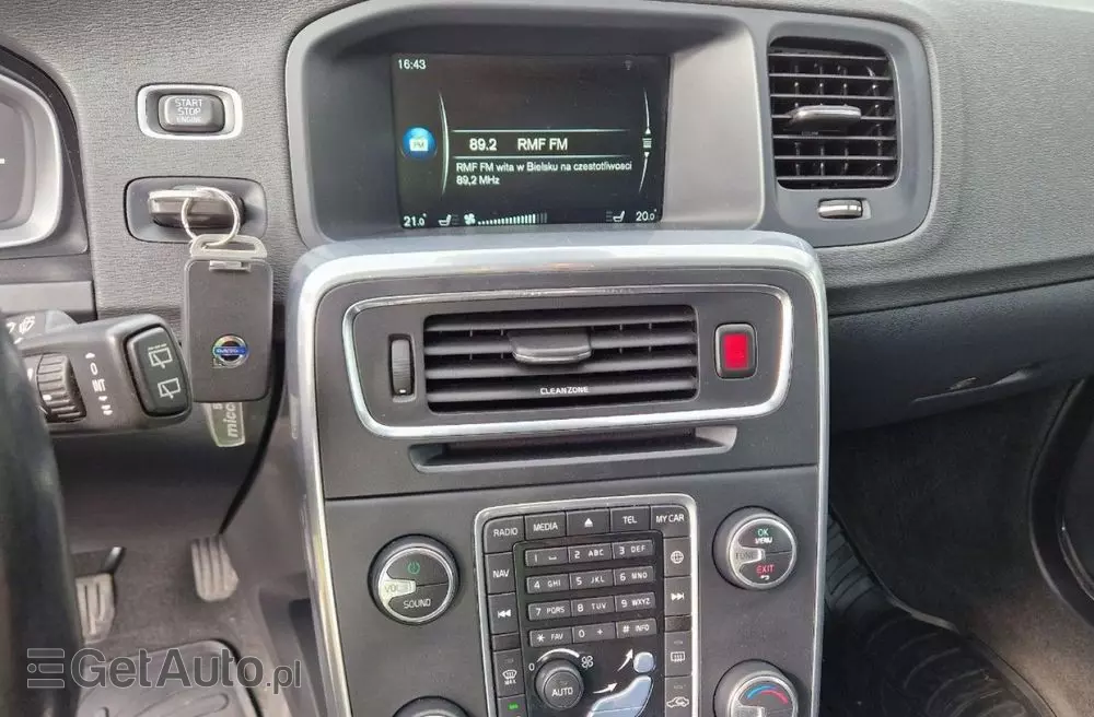 VOLVO V60 D2 Kinetic