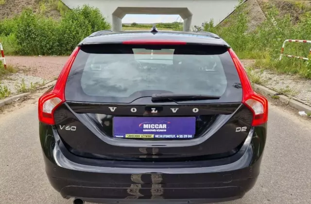 VOLVO V60 D2 Kinetic