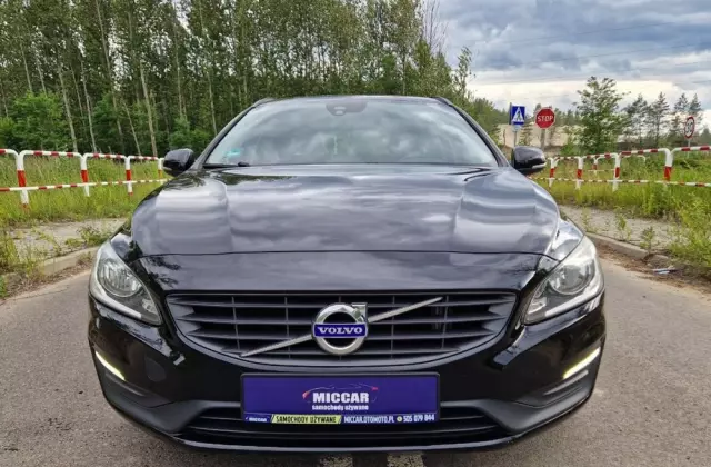VOLVO V60 D2 Kinetic