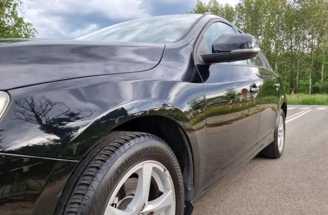 VOLVO V60 D2 Kinetic