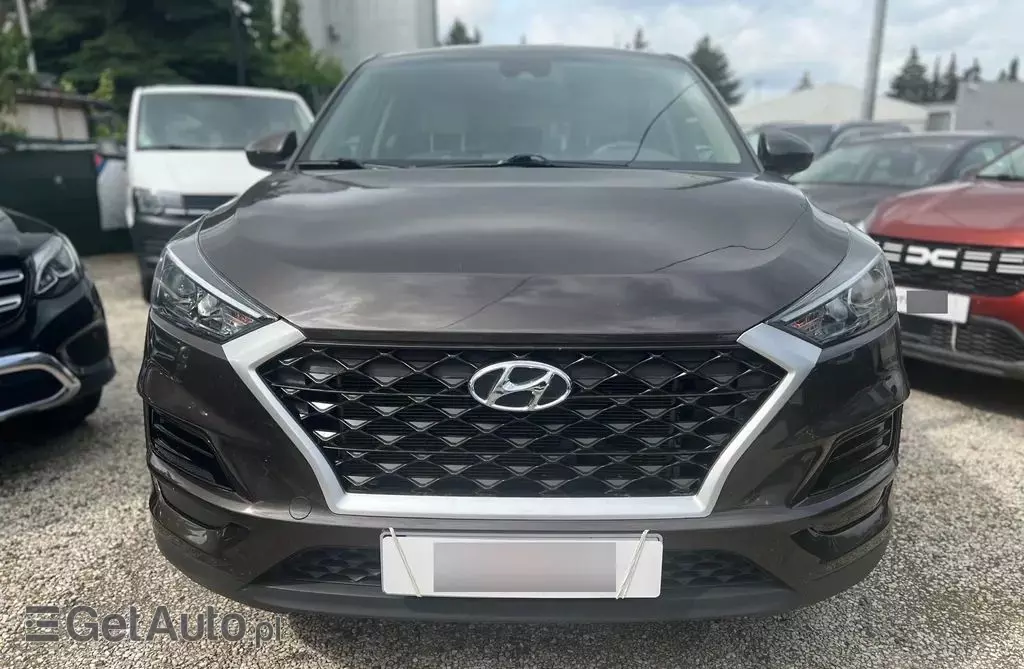 HYUNDAI Tucson 