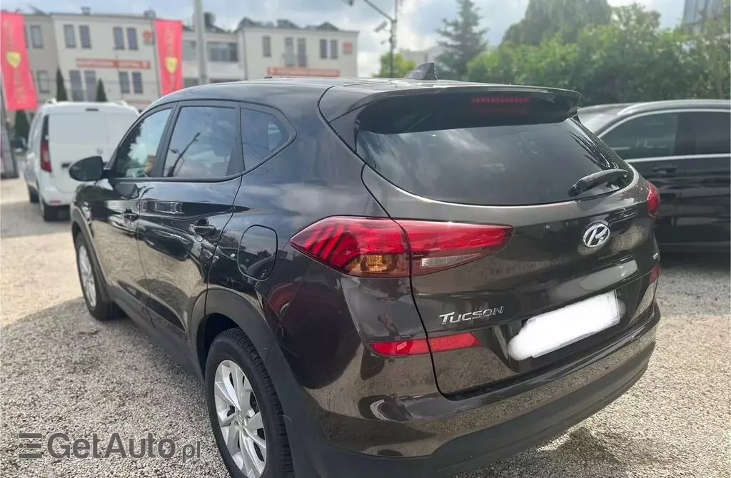 HYUNDAI Tucson 
