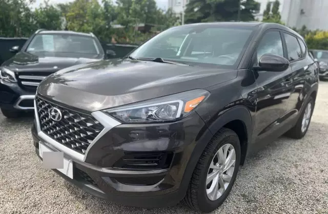 HYUNDAI Tucson 