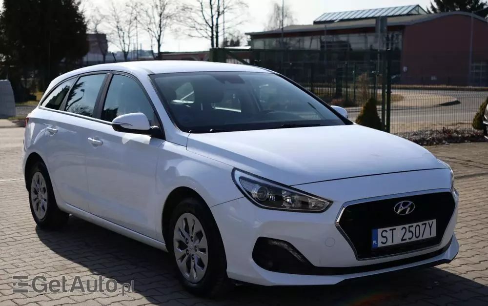 HYUNDAI I30 1.6 CRDI Trend