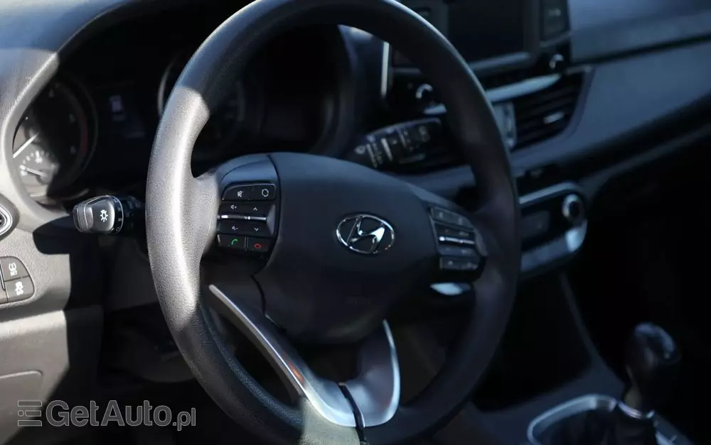 HYUNDAI I30 1.6 CRDI Trend