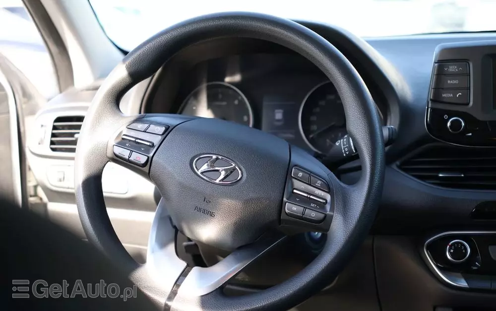 HYUNDAI I30 1.6 CRDI Trend