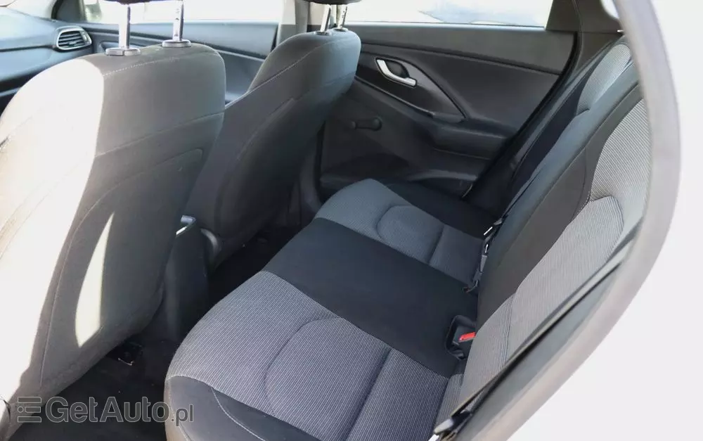 HYUNDAI I30 1.6 CRDI Trend