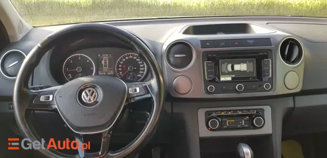 VOLKSWAGEN Amarok 