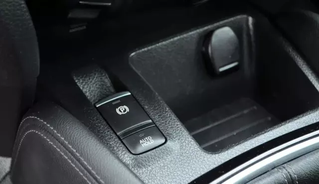 NISSAN Qashqai 1.3 DIG-T (140 KM) MHEV