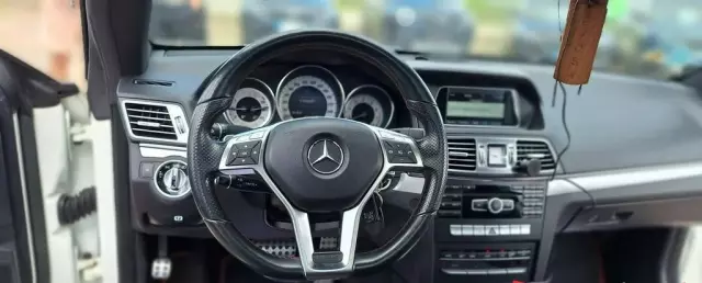 MERCEDES-BENZ Klasa E 