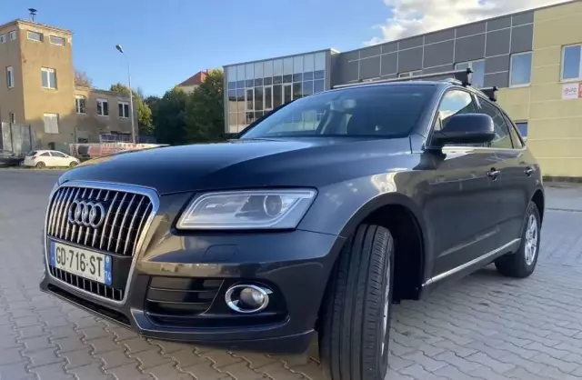 AUDI Q5 