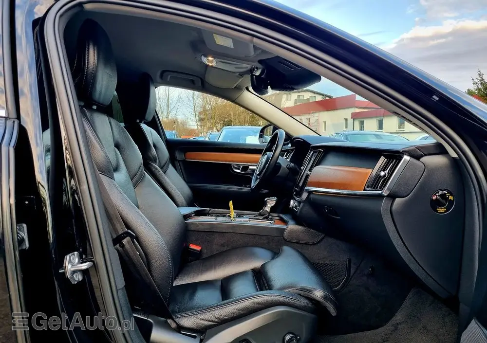 VOLVO V90 D4 Geartronic Inscription