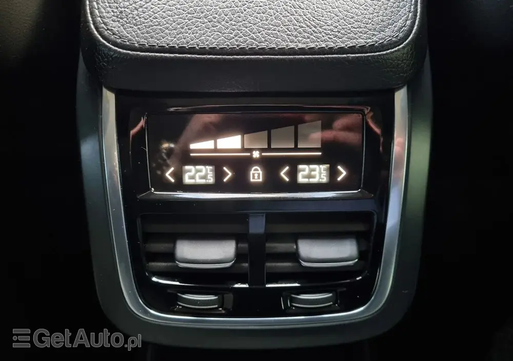 VOLVO V90 D4 Geartronic Inscription