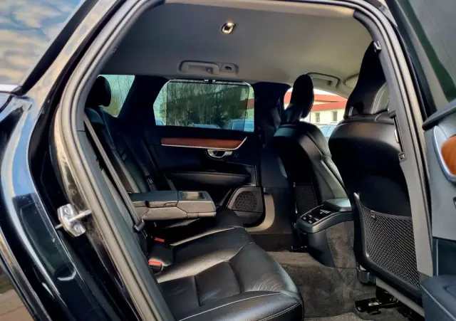 VOLVO V90 D4 Geartronic Inscription