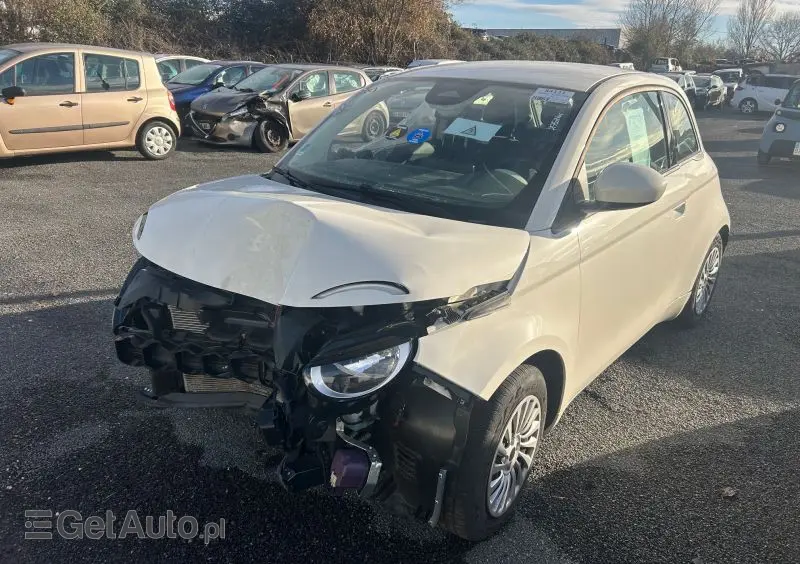 FIAT 500e 