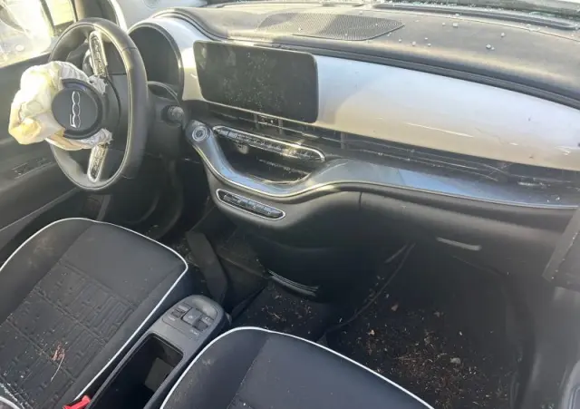 FIAT 500e 