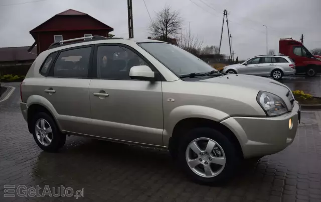 HYUNDAI Tucson 2.0 2WD GLS