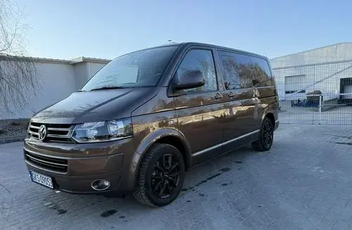 VOLKSWAGEN Multivan 