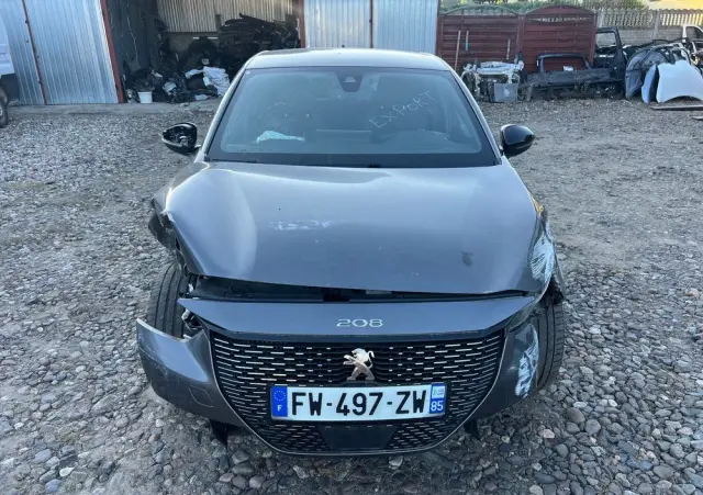 PEUGEOT 208 PureTech 130 EAT8 GT Pack