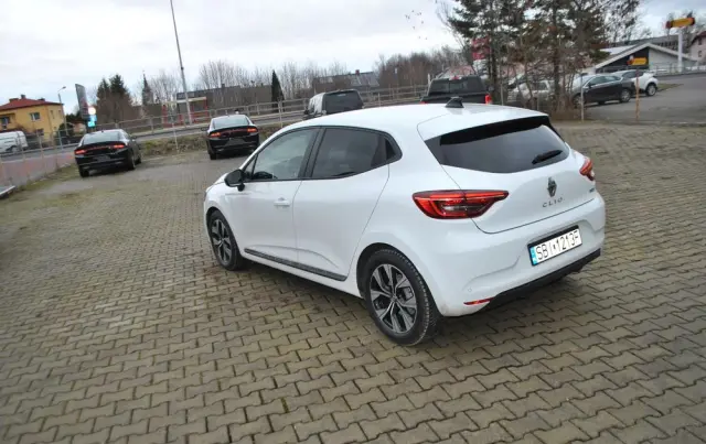 RENAULT Clio E-TECH 140 ZEN