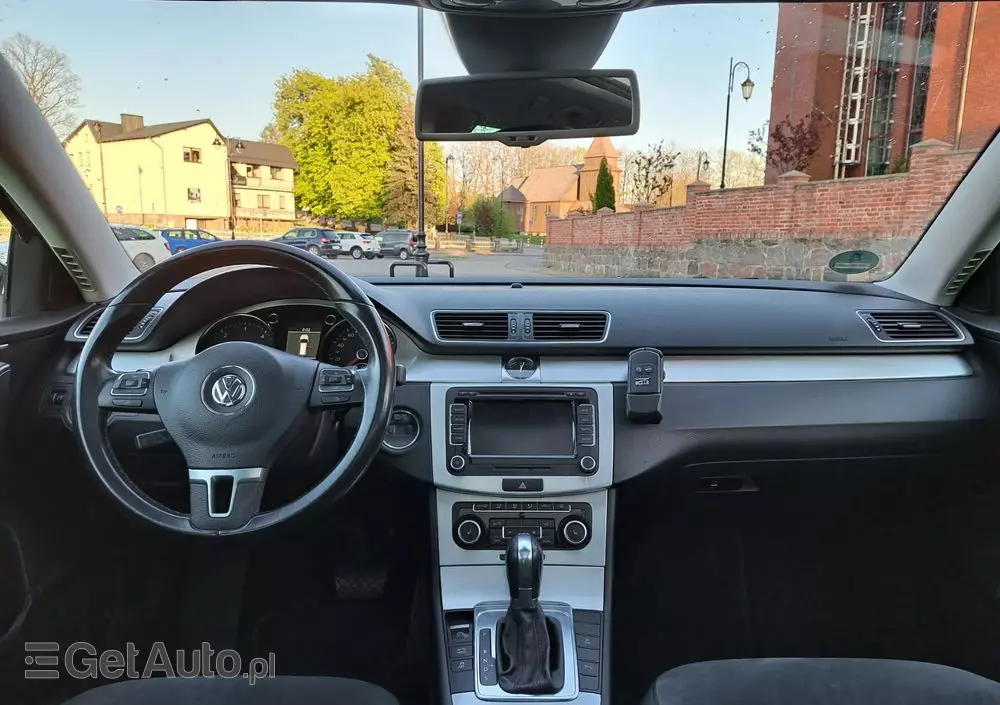 VOLKSWAGEN Passat 2.0 TDI DPF Highline DSG