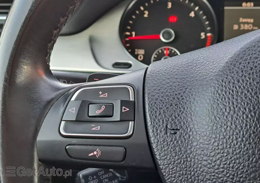 VOLKSWAGEN Passat 2.0 TDI DPF Highline DSG