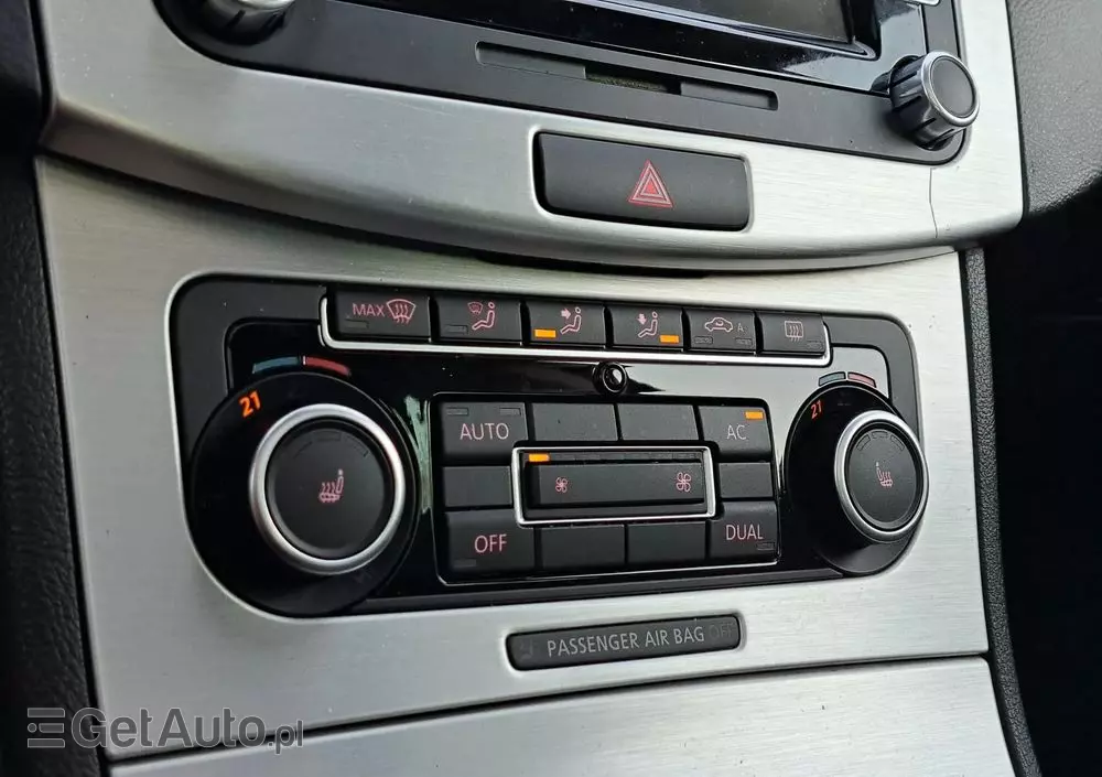 VOLKSWAGEN Passat 2.0 TDI DPF Highline DSG