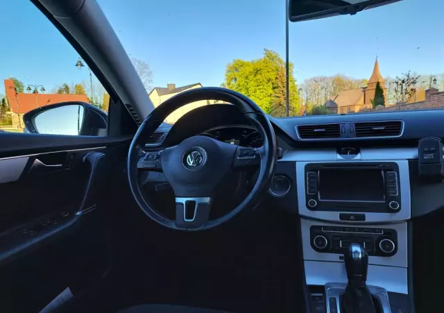 VOLKSWAGEN Passat 2.0 TDI DPF Highline DSG