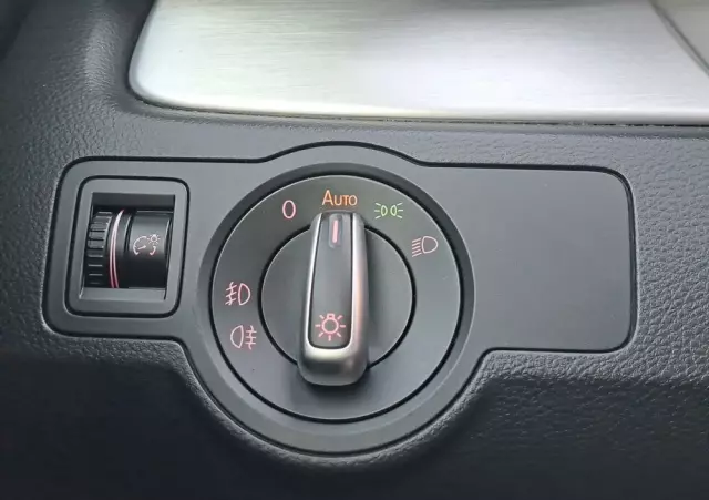 VOLKSWAGEN Passat 2.0 TDI DPF Highline DSG