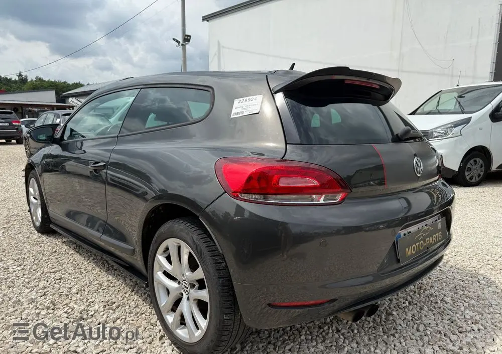 VOLKSWAGEN Scirocco 