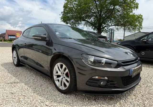 VOLKSWAGEN Scirocco 