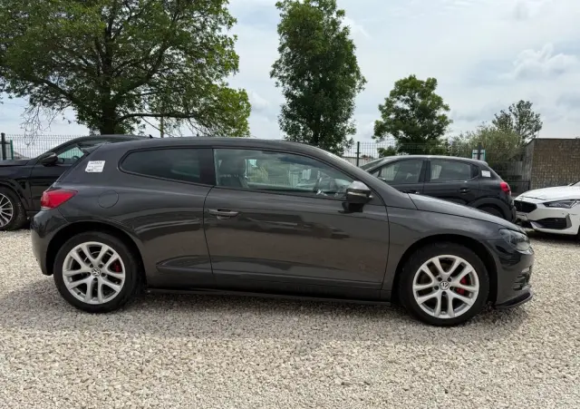 VOLKSWAGEN Scirocco 