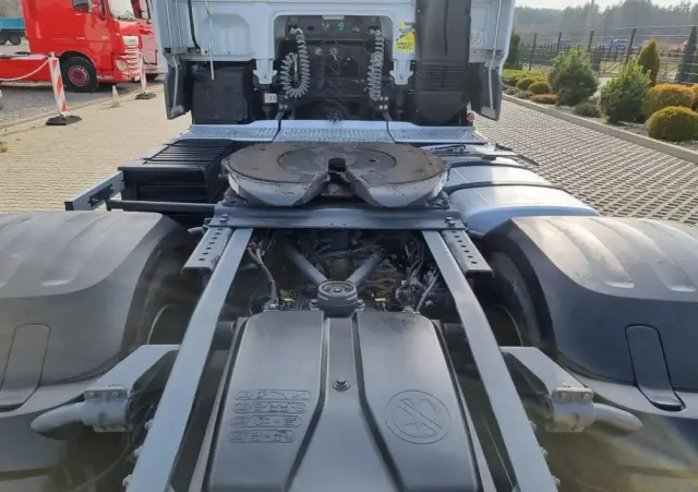 DAF XF 460 Standard Space Cab 