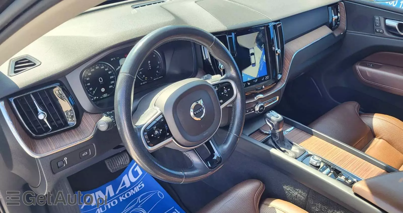 VOLVO XC 60 D4 Momentum