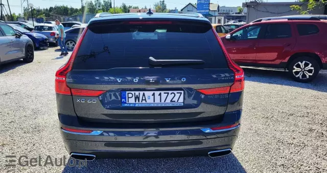 VOLVO XC 60 D4 Momentum
