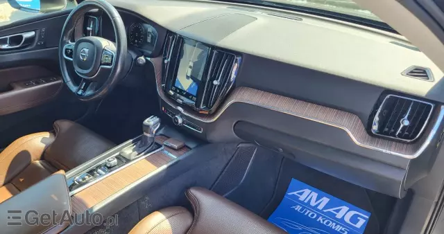 VOLVO XC 60 D4 Momentum