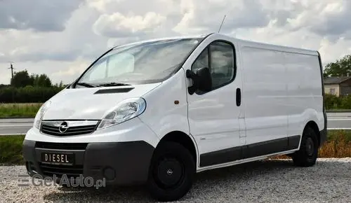 OPEL Vivaro 