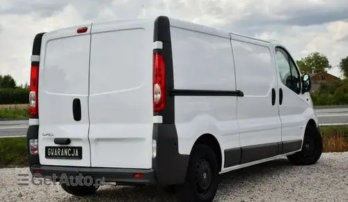 OPEL Vivaro 