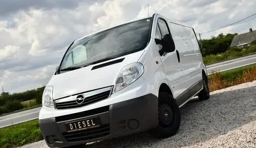 OPEL Vivaro 