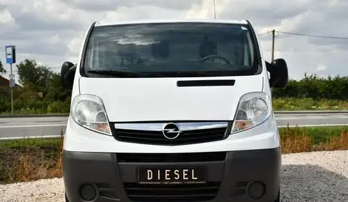OPEL Vivaro 