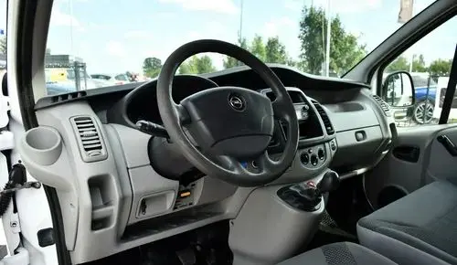 OPEL Vivaro 