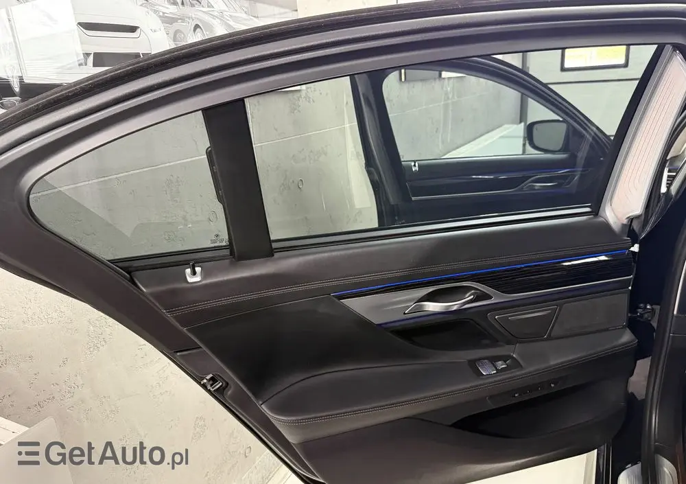 BMW Seria 7 M760Li xDrive