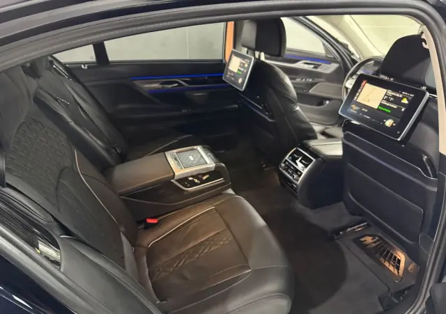 BMW Seria 7 M760Li xDrive