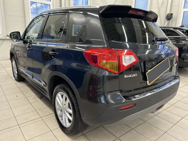 SUZUKI Vitara Premium 4WD Aut.