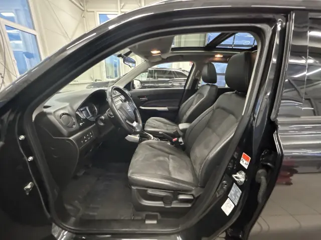 SUZUKI Vitara Premium 4WD Aut.