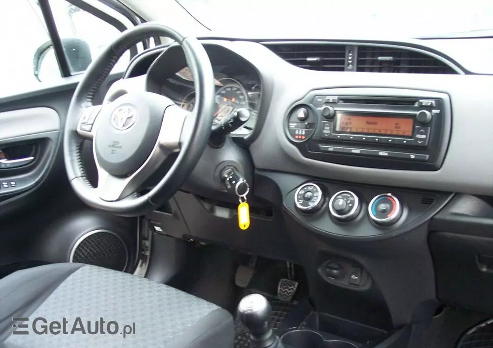 TOYOTA Yaris 1.0 Active EU6
