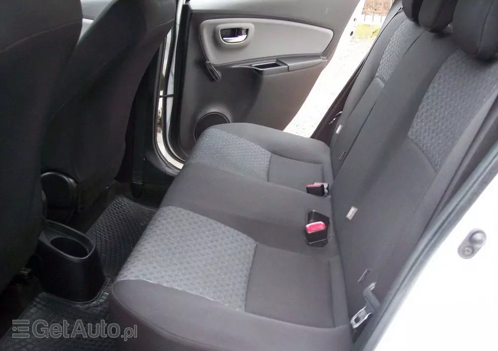 TOYOTA Yaris 1.0 Active EU6