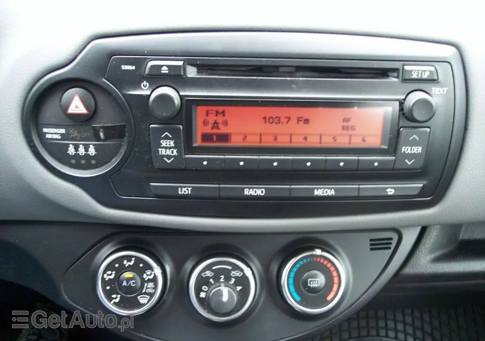 TOYOTA Yaris 1.0 Active EU6